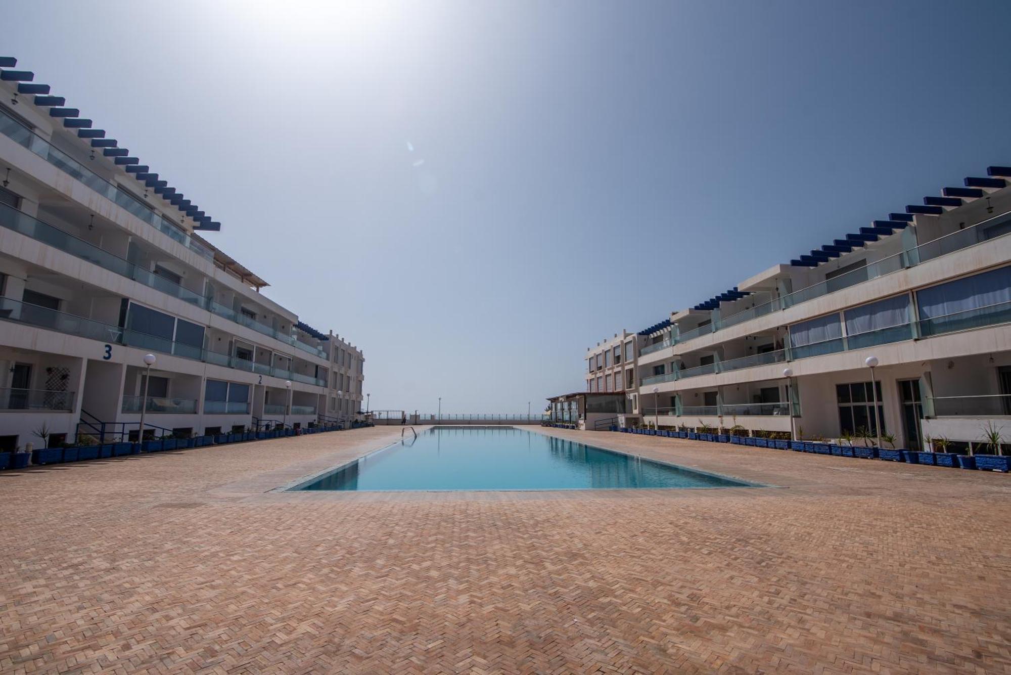 Appartement Pied Dans L'Eau Avec Piscine Aourir Exterior photo